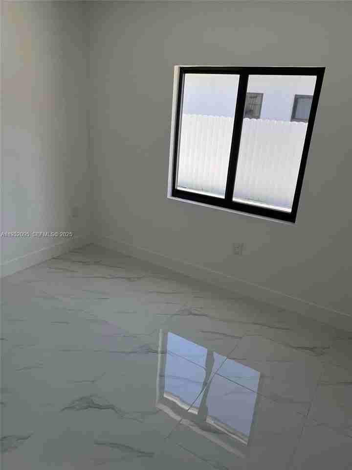 11982 Sw 213th St #11982 - Photo 5 of 24