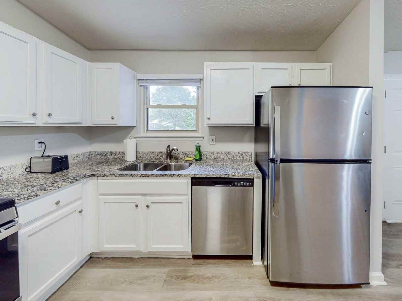 Mallard Crst - Photo 2 of 9