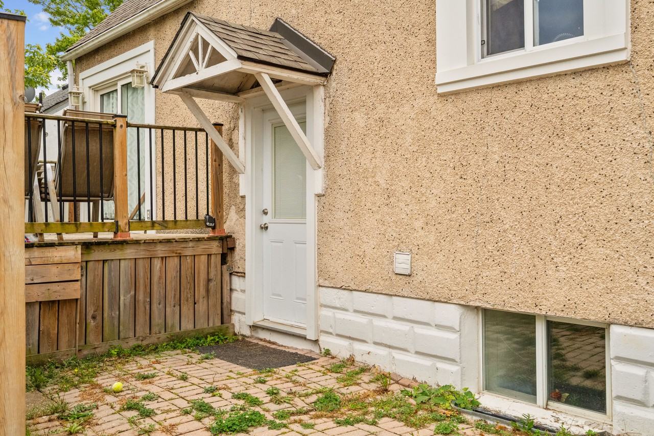 298 Wallace Avenue - Photo 2 of 20