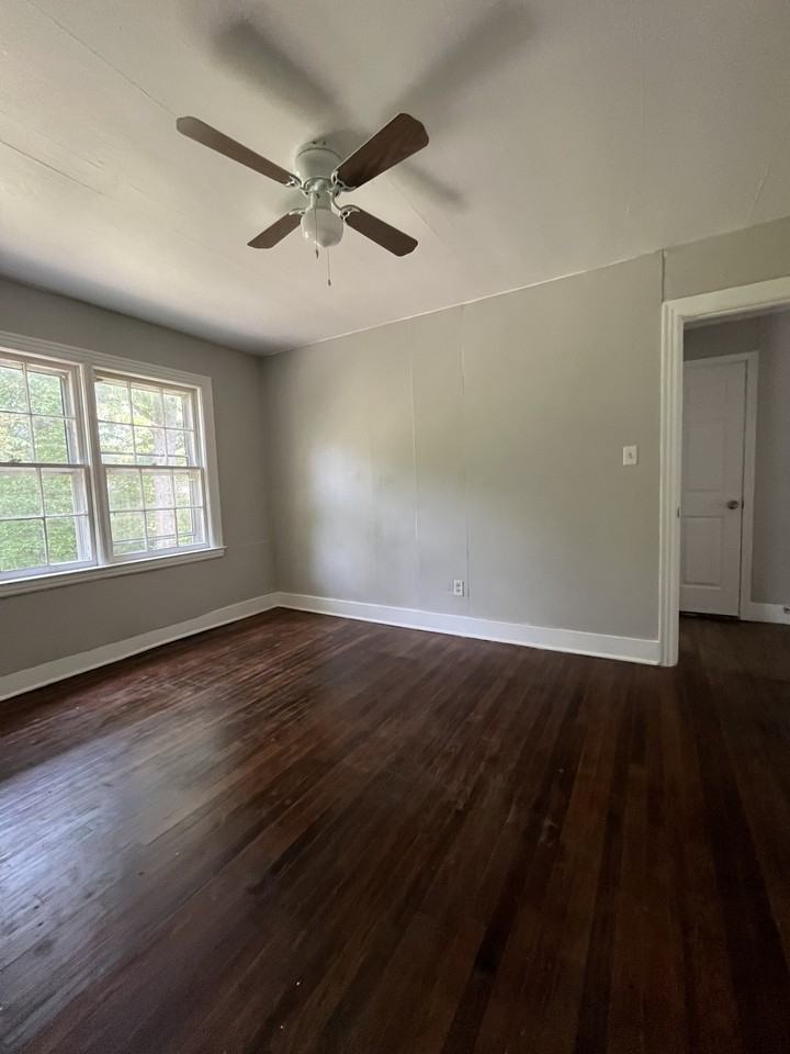 319 W Cooper St #1 - Photo 4 of 28