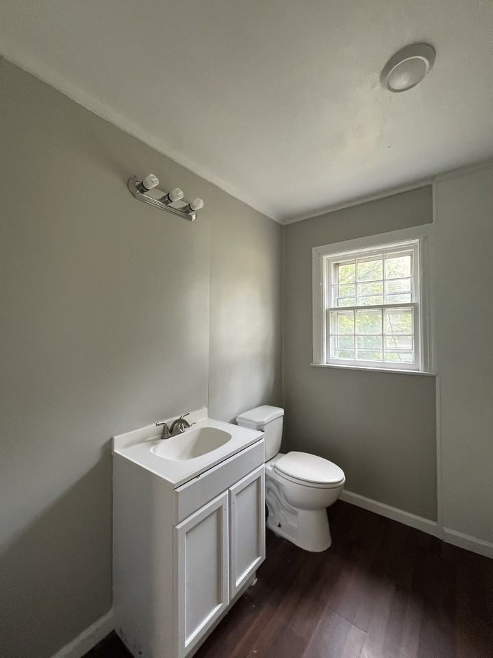 319 W Cooper St #1 - Photo 6 of 28