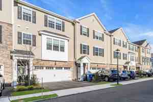 featured image of 2002 Evans Ln