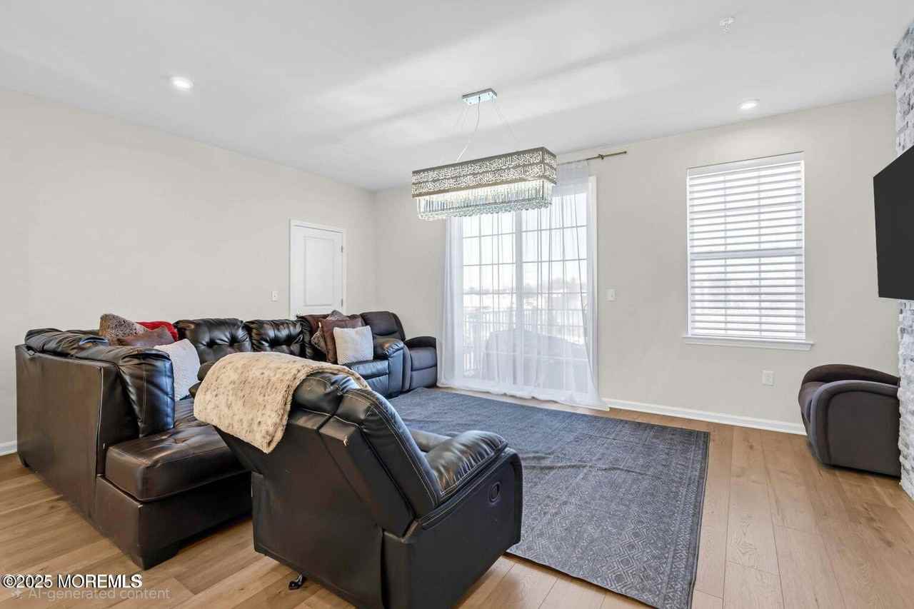 2002 Evans Ln - Photo 3 of 38