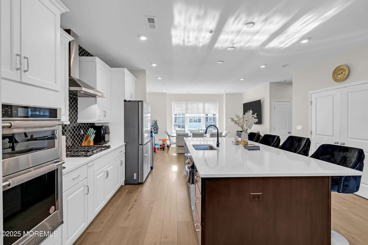 2002 Evans Ln - Photo 5 of 38