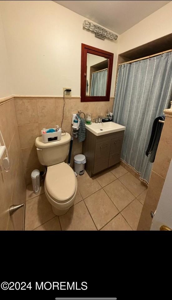 20 Dwight Dr - Photo 2 of 5