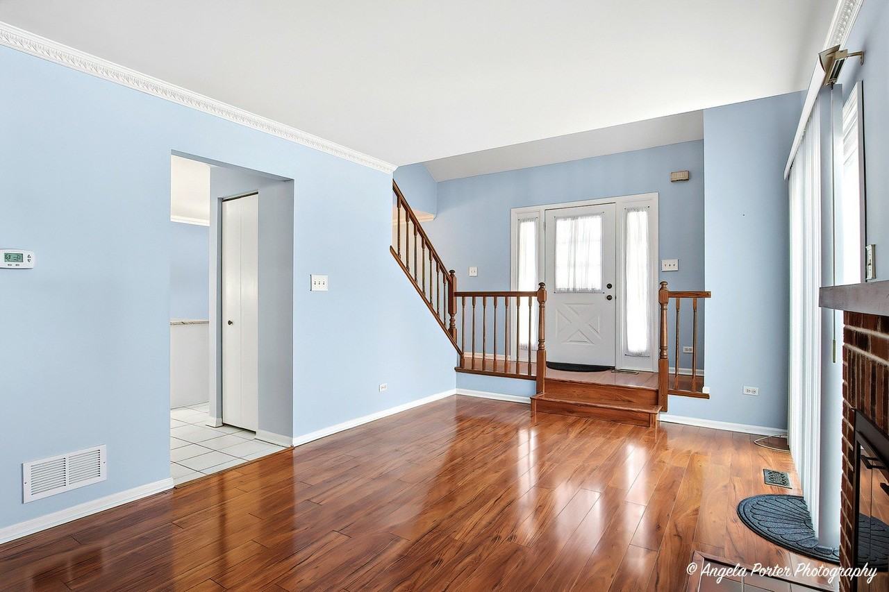 303 College Xing - Photo 5 of 27