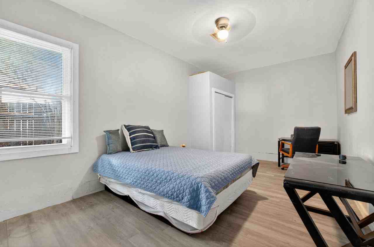 S Ewing Ave - Photo 6 of 9