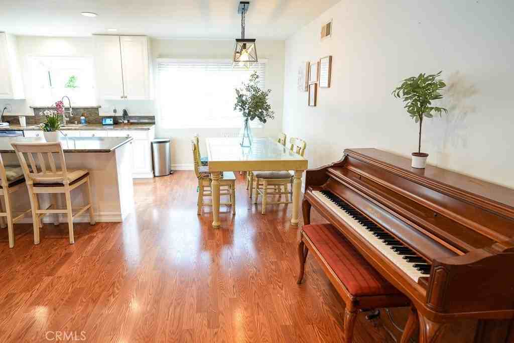 23136 Anza Ave - Photo 4 of 19