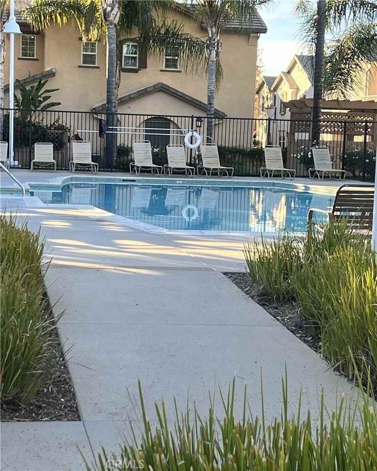 36368 Grazia Way - Photo 2 of 8