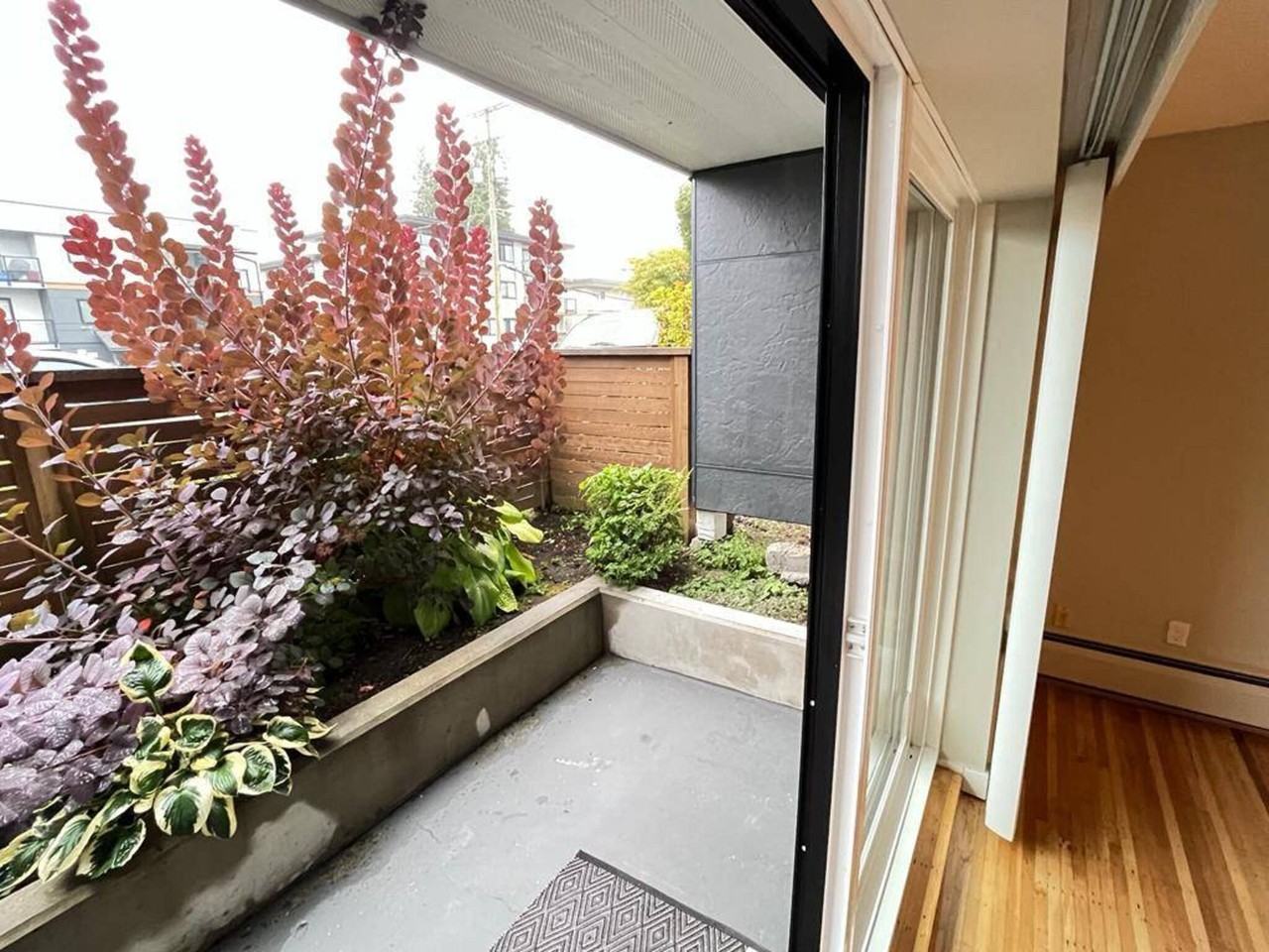 121 West 20th Street #107 - Photo 3 of 14