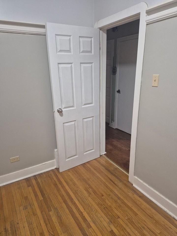 280 London Street - Photo 5 of 6