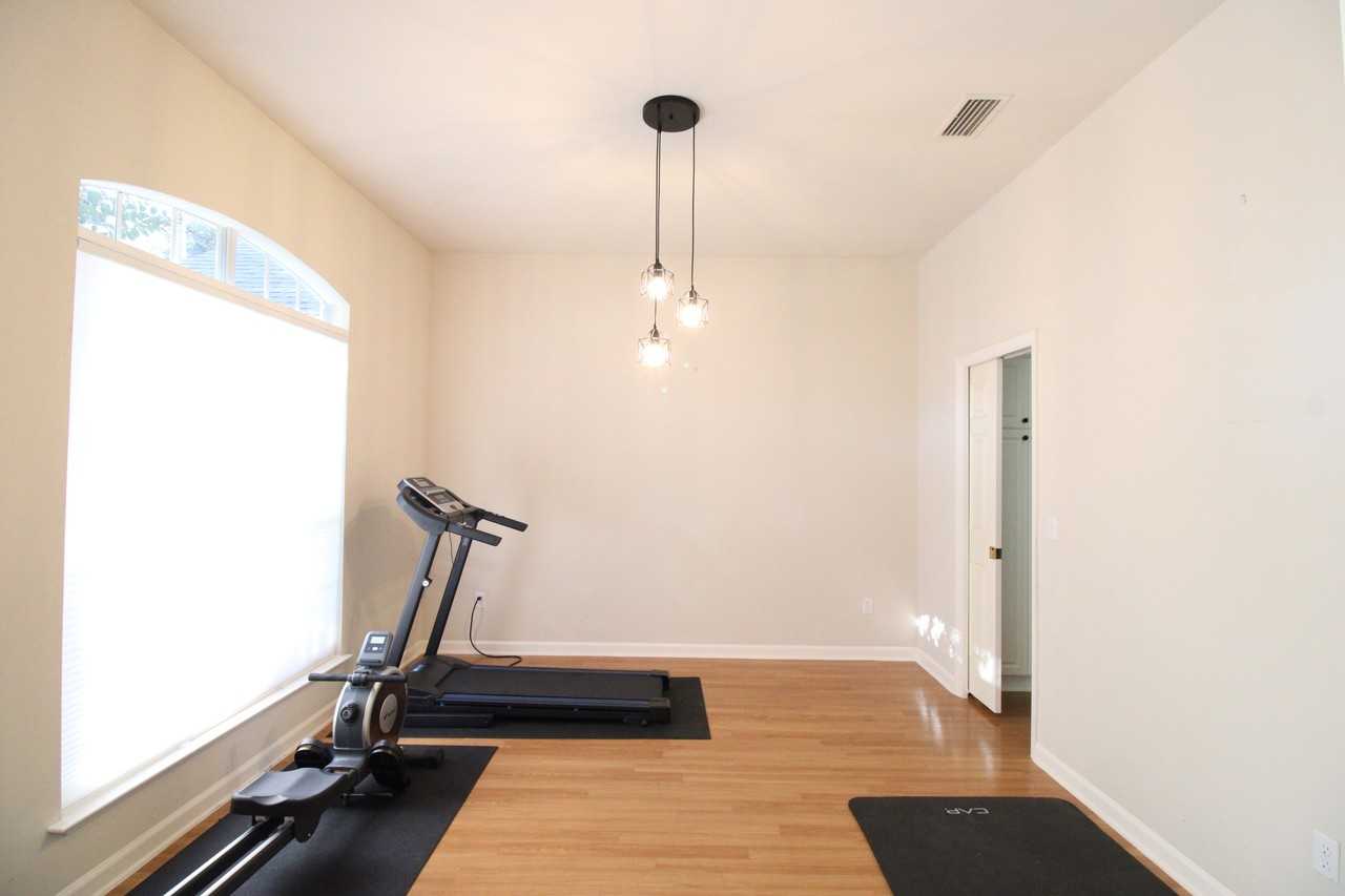 5115 Sw 105th Way #1 - Photo 7 of 11