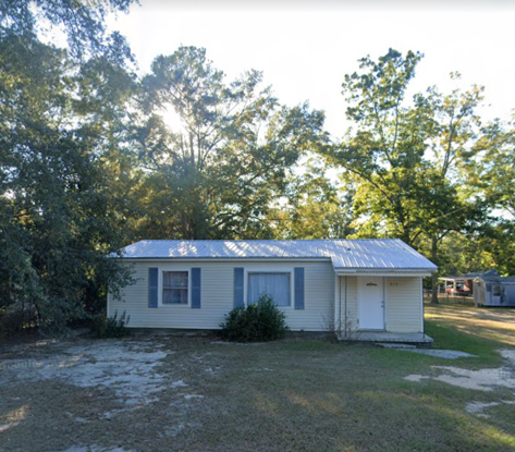 816 Meridian St - Photo 2 of 2