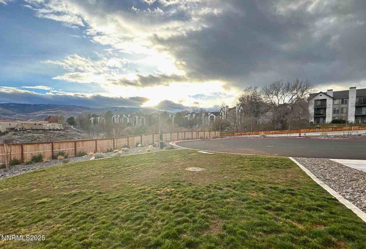 1243 Cedarhaven Ct - Photo 5 of 5