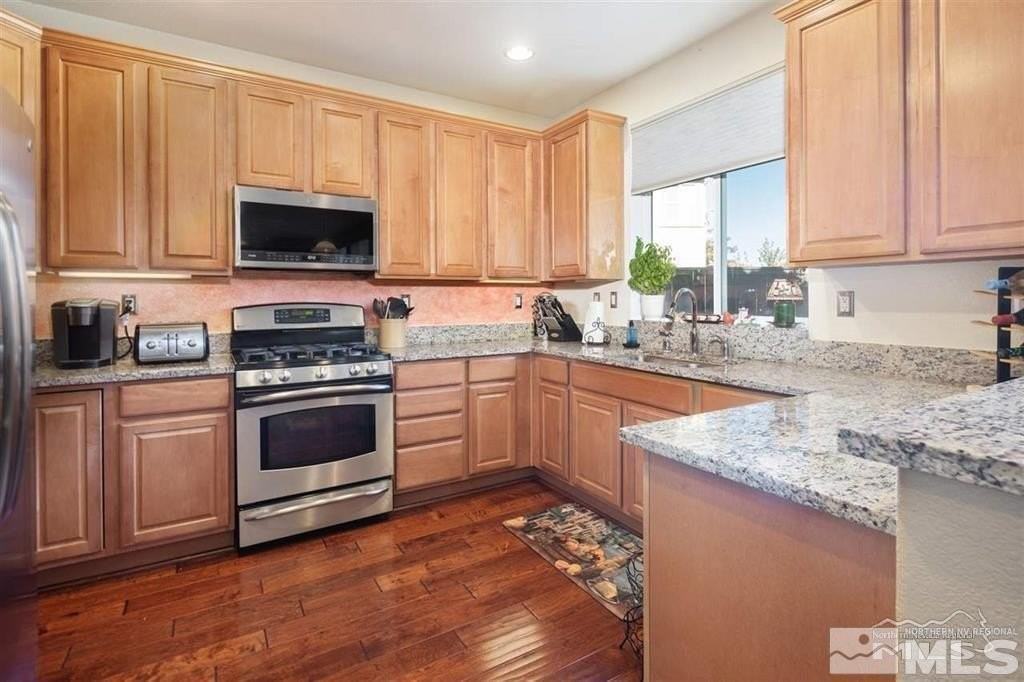 2497 Westfall Rd - Photo 2 of 16