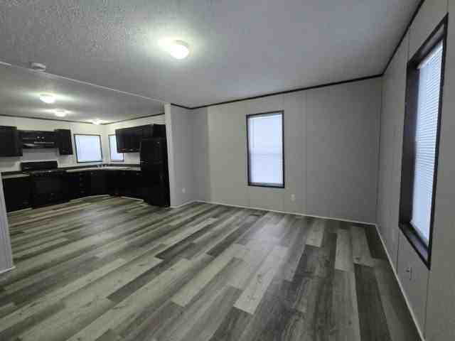 437 Warbler Ln #437 - Photo 2 of 6