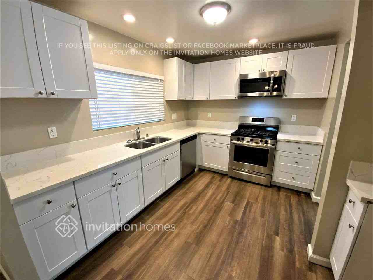 13427 Almetz St - Photo 7 of 25