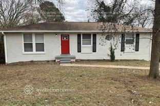 211 Bonnafield Dr - Photo 1 of 1