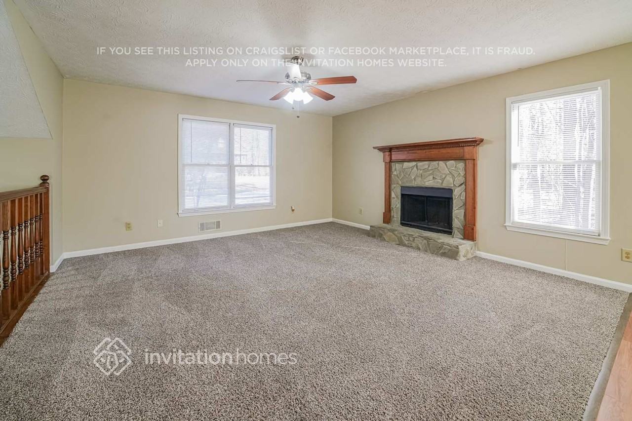 462 Oak Landing Cir - Photo 5 of 18