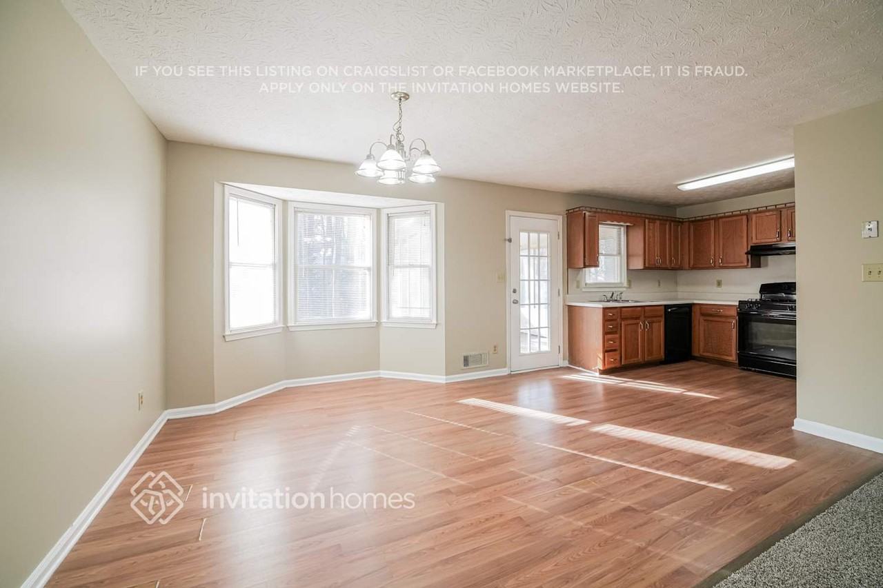 462 Oak Landing Cir - Photo 7 of 18