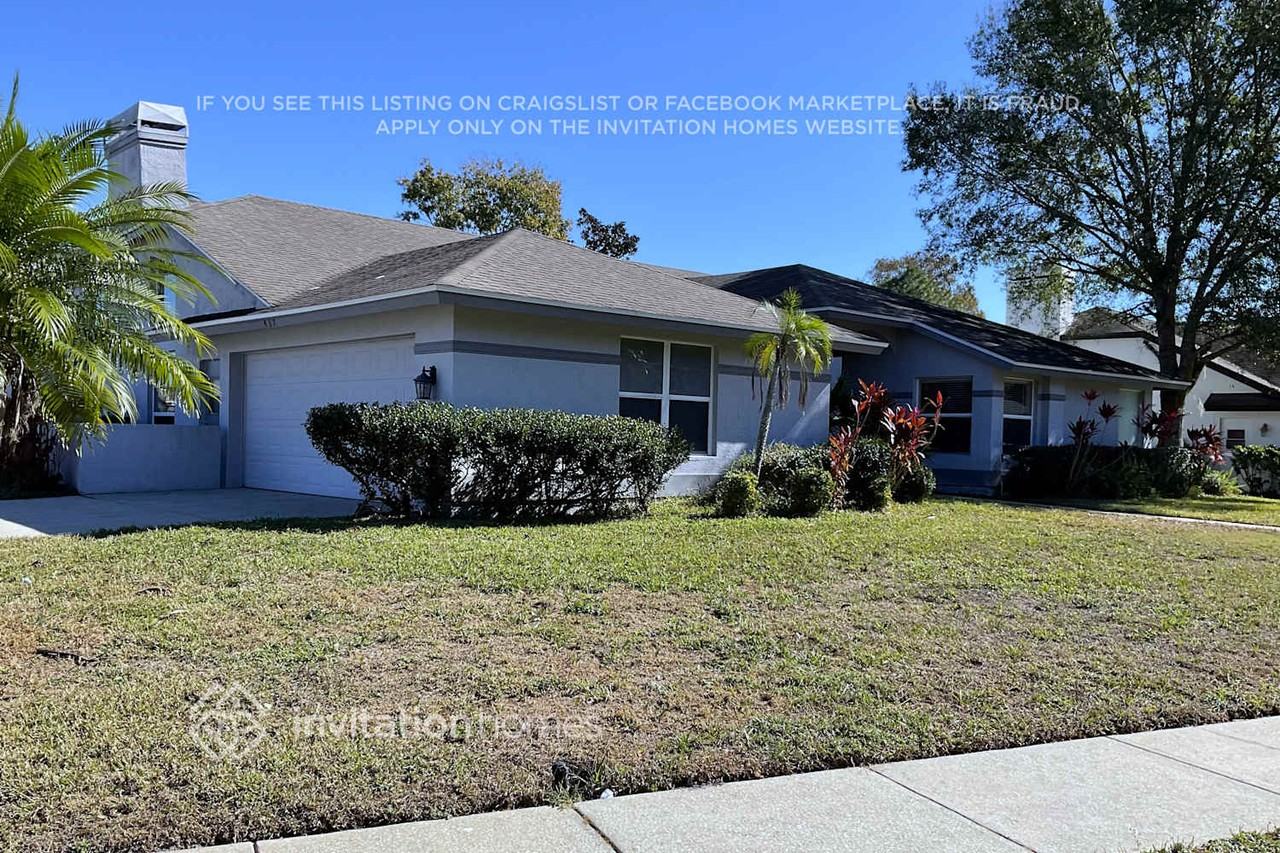 437 Waterford Cir E - Photo 2 of 21