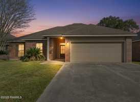 featured image of 236 Shadowbrush Bnd