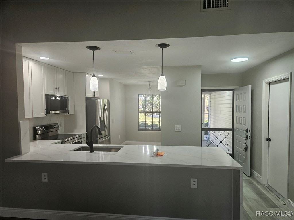 2320 N Hendry Pt - Photo 6 of 26