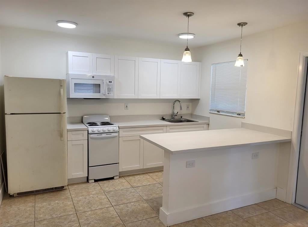 317 N 61st Ter #1 - Photo 3 of 6