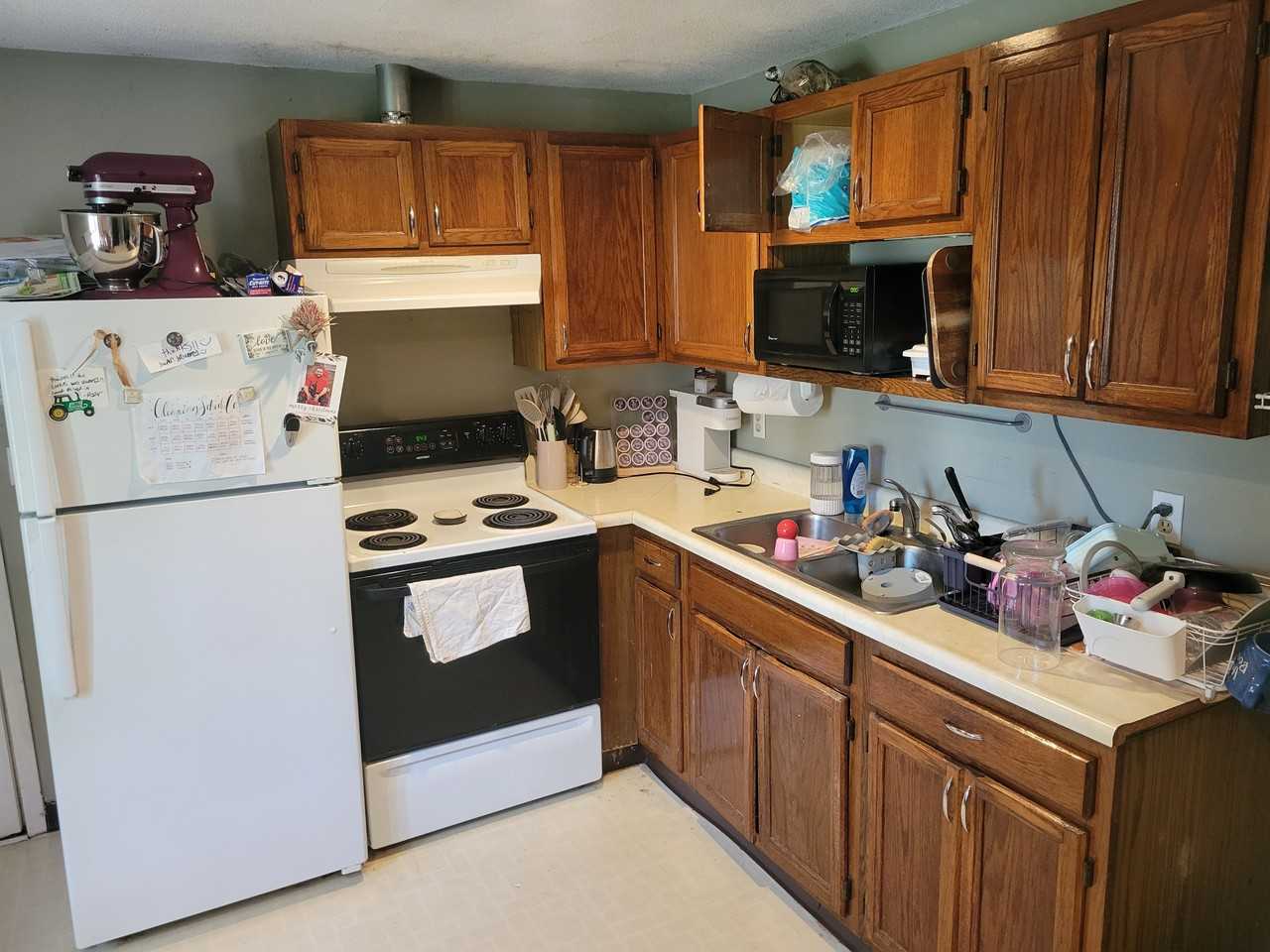 42 Amherst Rd #2 - Photo 2 of 12