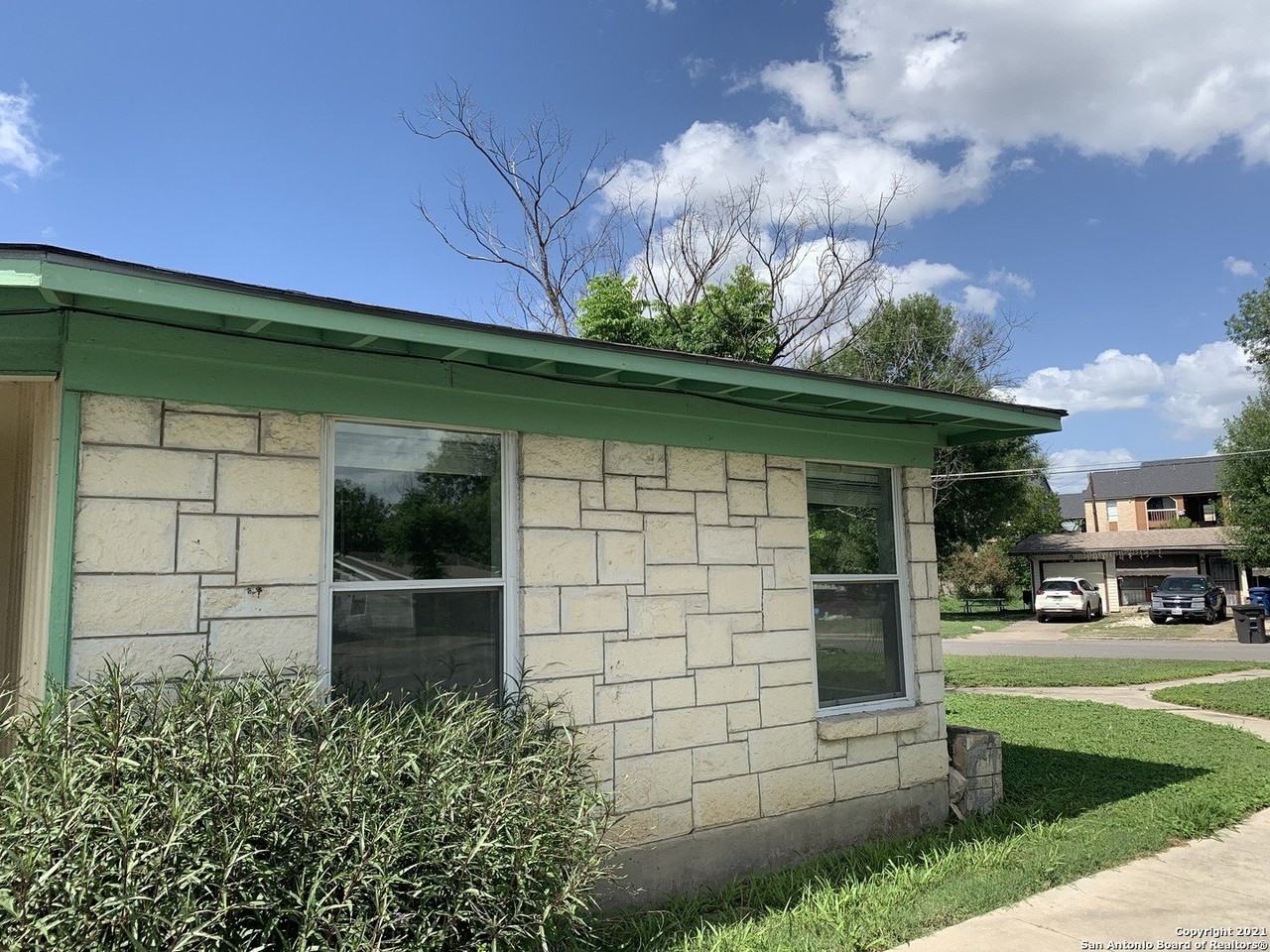 111 Laddie Pl Unit A #A - Photo 2 of 16