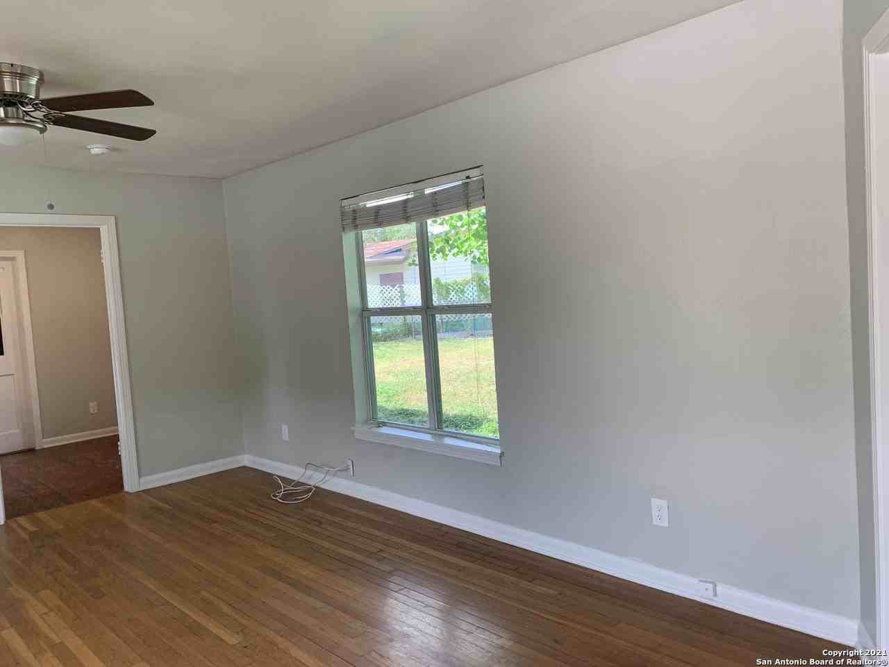 111 Laddie Pl Unit A #A - Photo 4 of 16