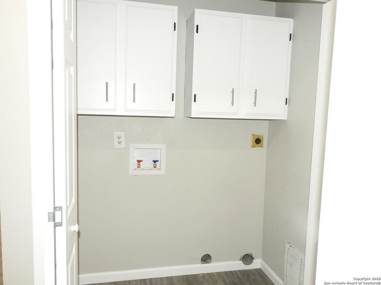 12138 Cherry Blossom St - Photo 5 of 13