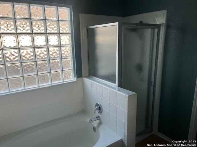 1227 Whitby Tower - Photo 7 of 8