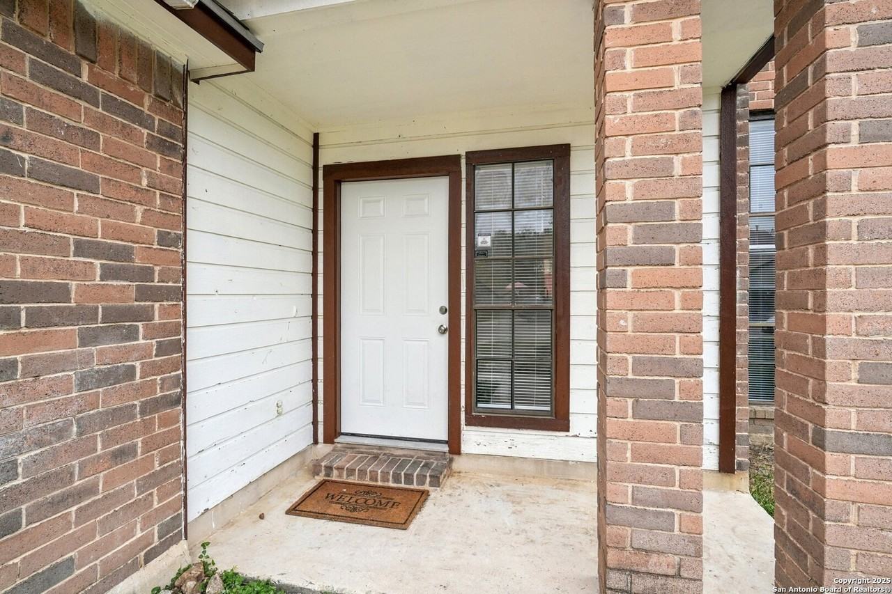 6222 Candleview Ct - Photo 4 of 37