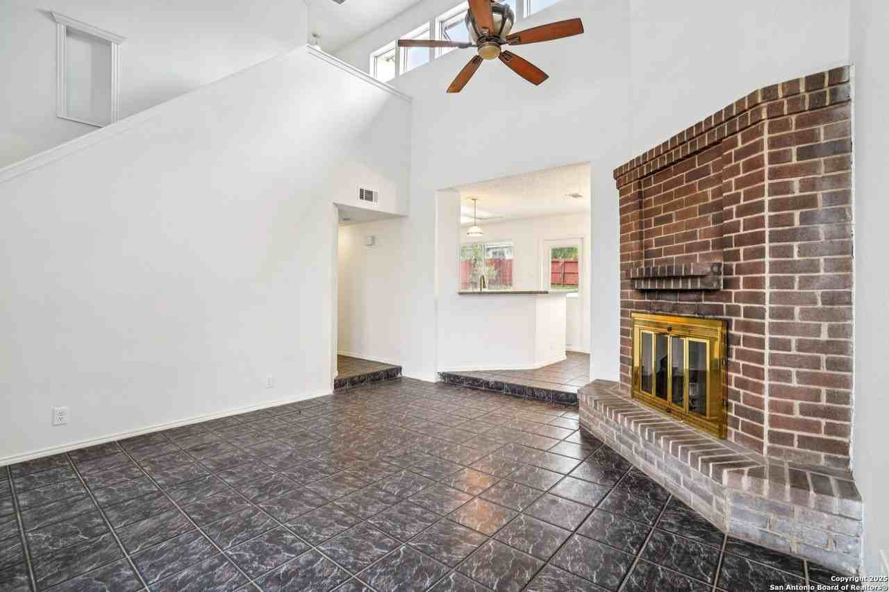 6222 Candleview Ct - Photo 7 of 37