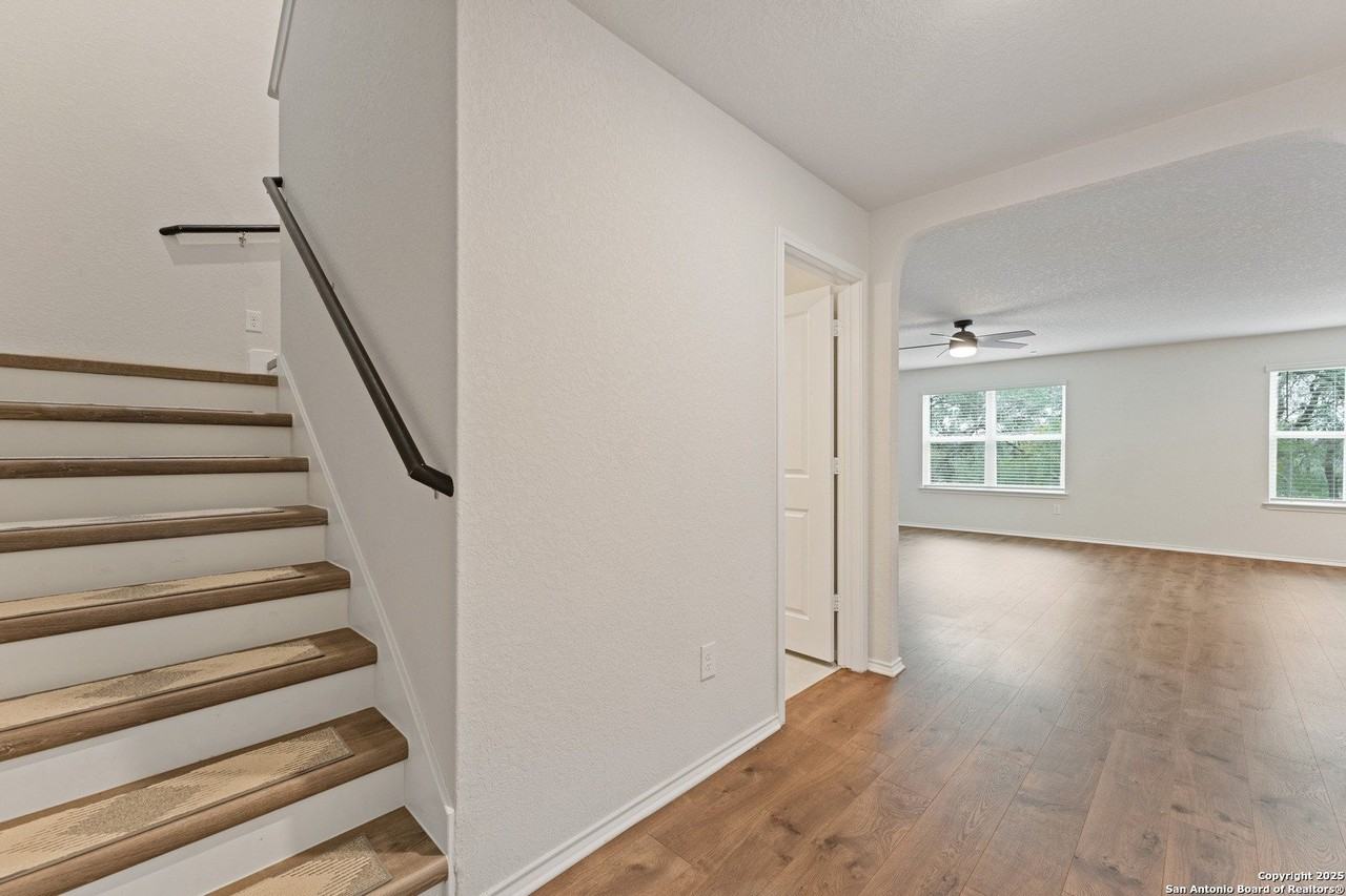 3950 Copper Riv - Photo 5 of 43