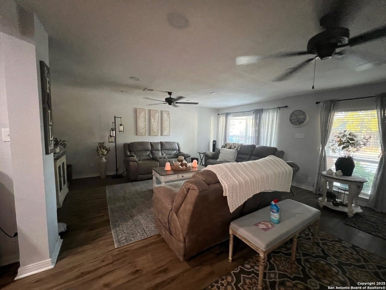 2610 Gibbens St - Photo 7 of 13