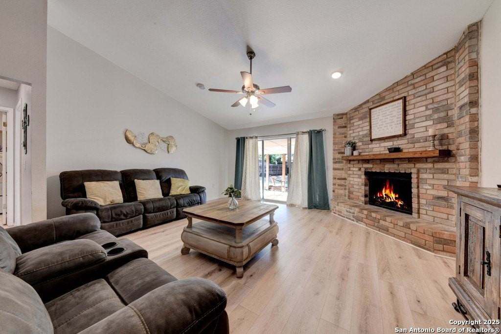 8132 Pioneer Oak - Photo 6 of 27