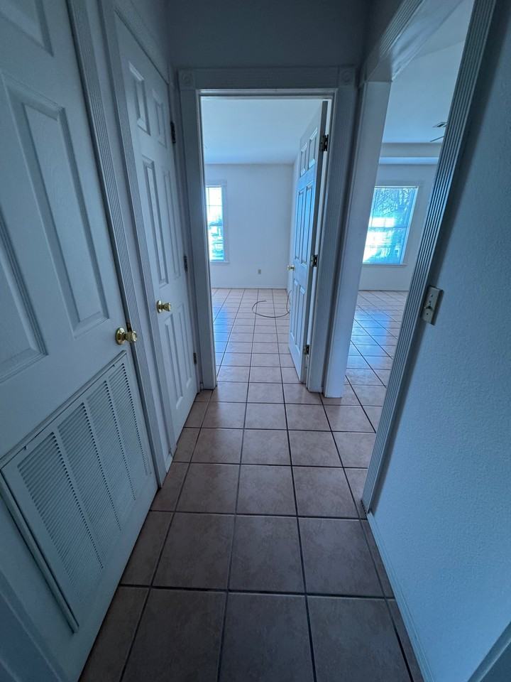 11523 Highway 352 #5 - Photo 4 of 6