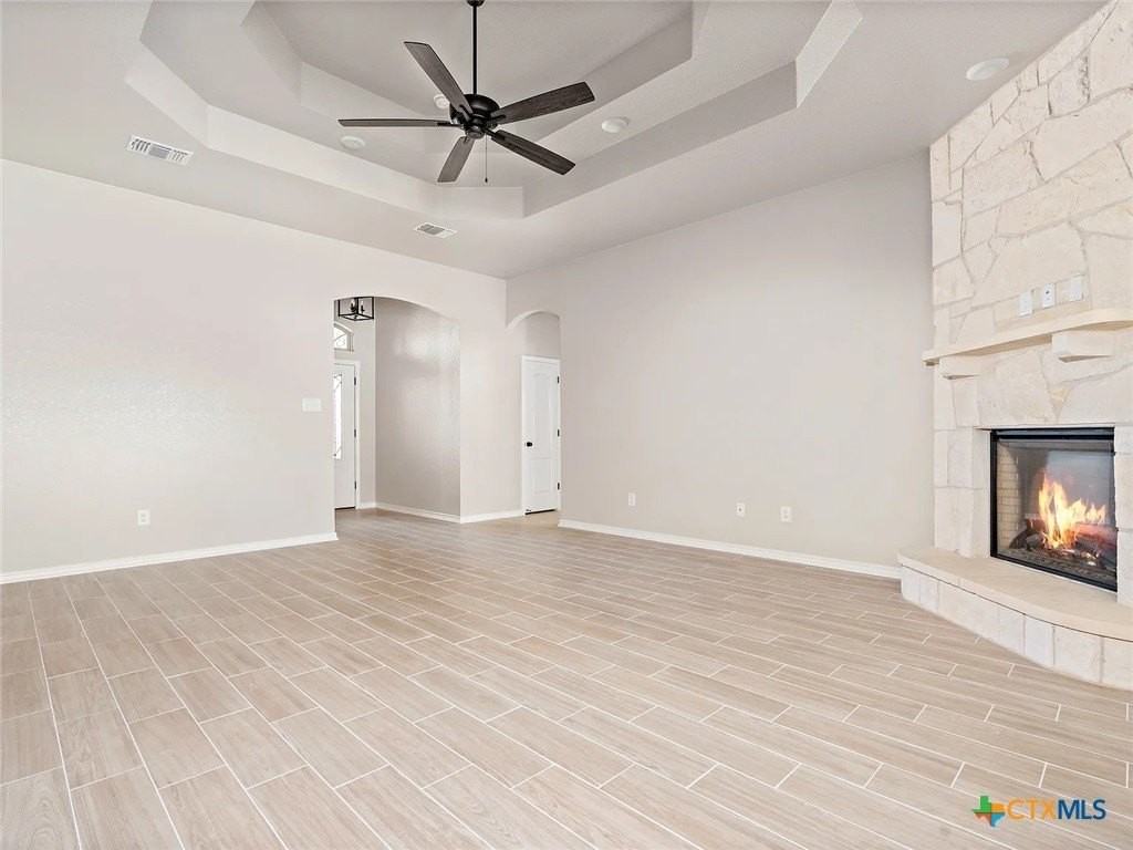 602 Dred Roger Cir - Photo 6 of 42