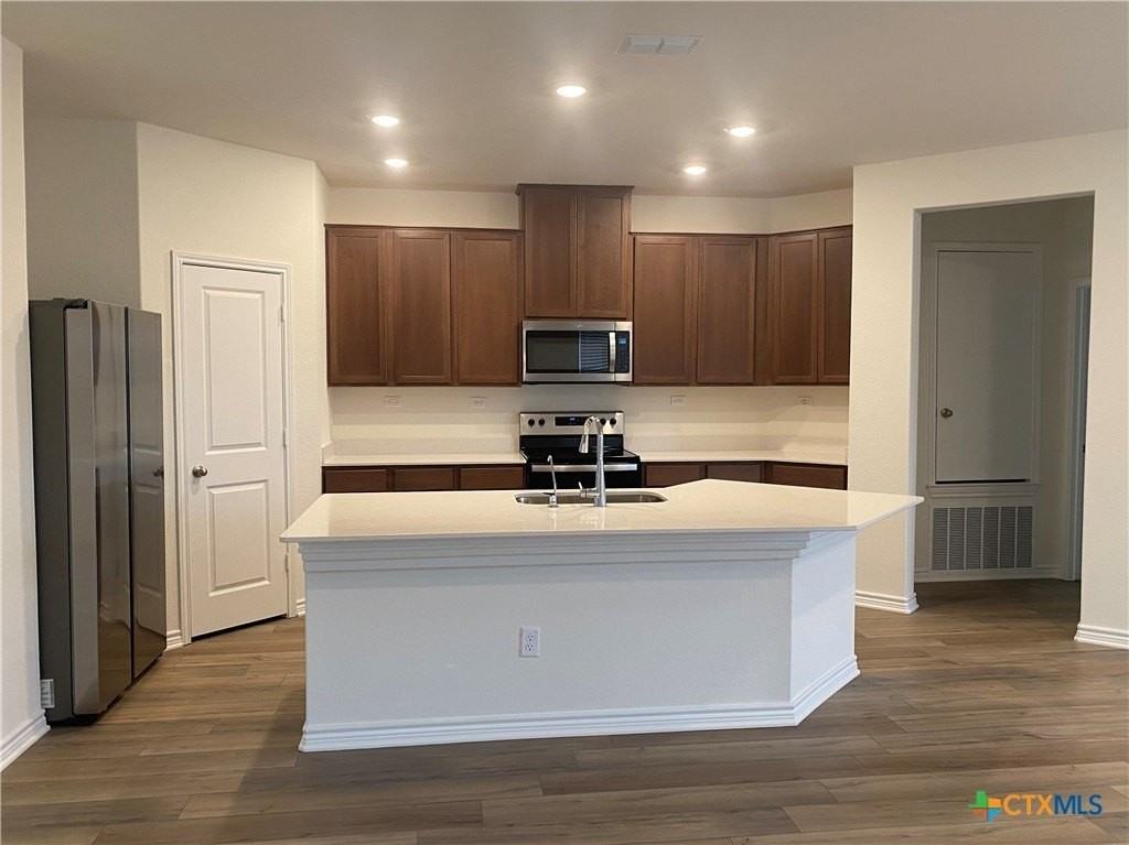 440 Horizon Pointe - Photo 6 of 21