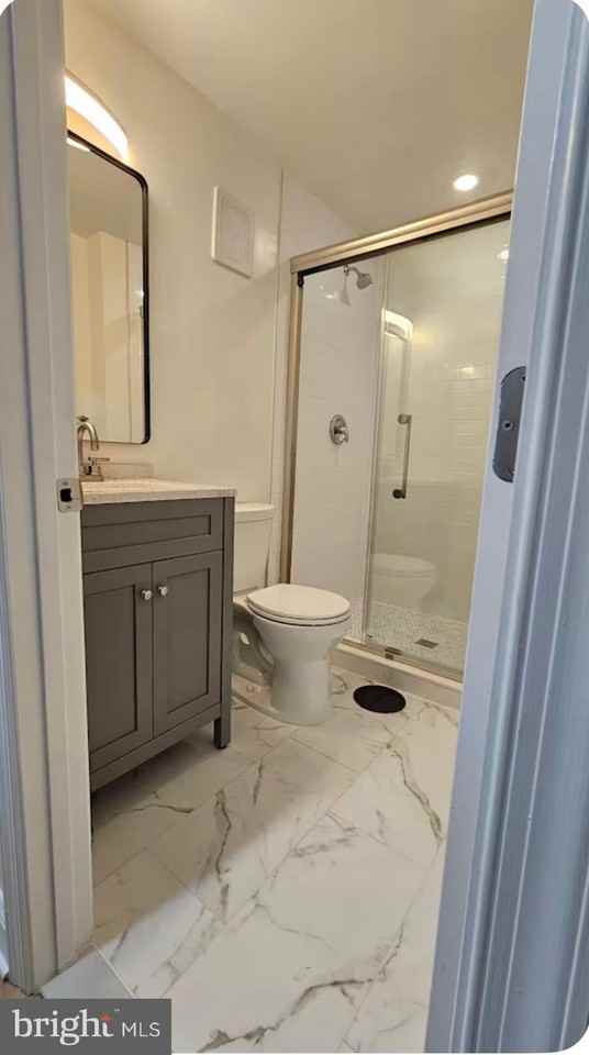 1316 Montello Ave Ne - Photo 5 of 11