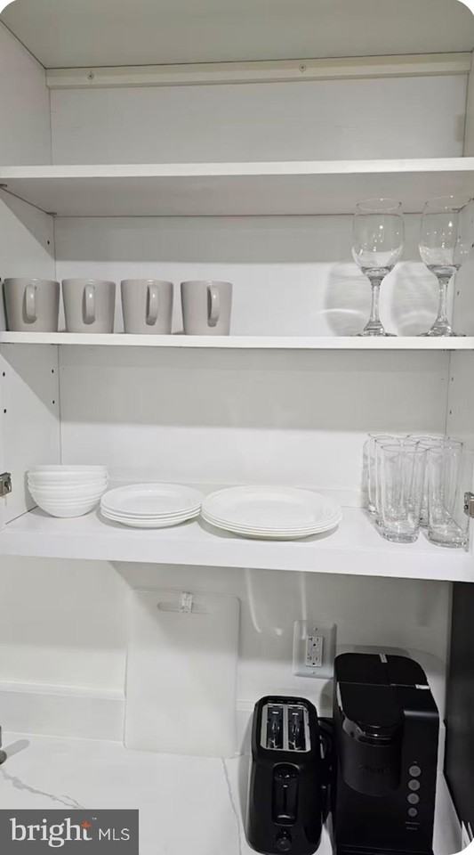 1316 Montello Ave Ne - Photo 7 of 11