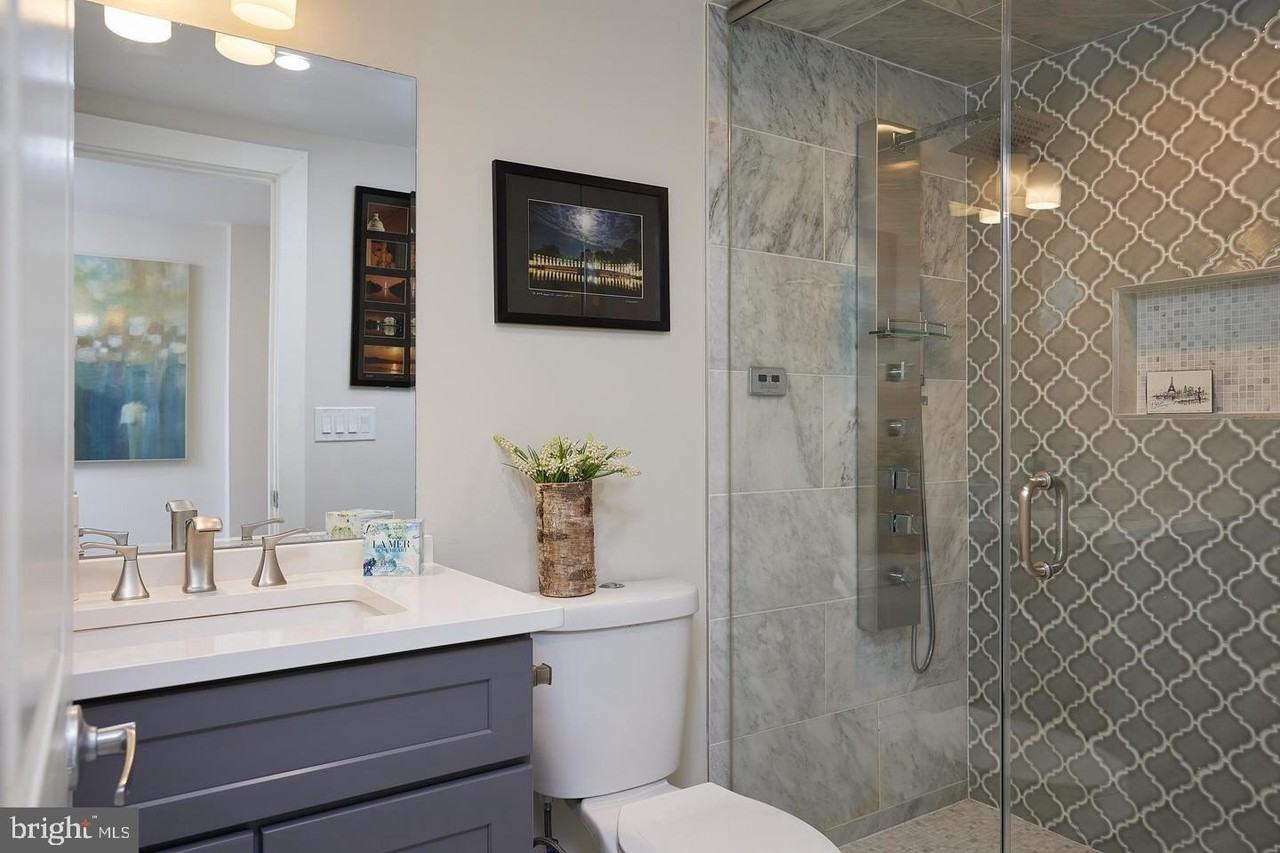 34 Channing St Nw Apt 1 #1 - Photo 7 of 18