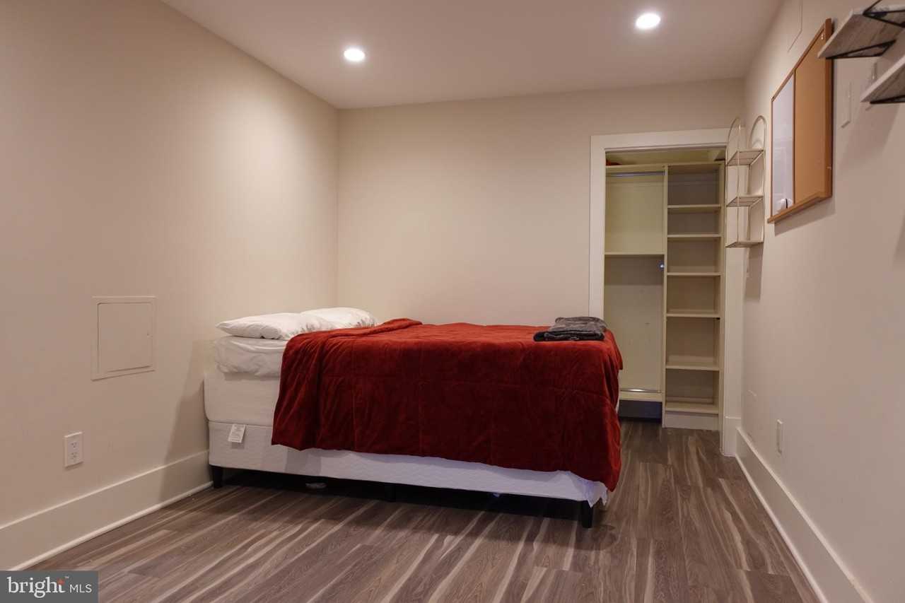 34 Channing St Nw Apt 1 #1 - Photo 7 of 18