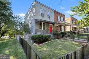 featured image of 1719 Frankford St Se
