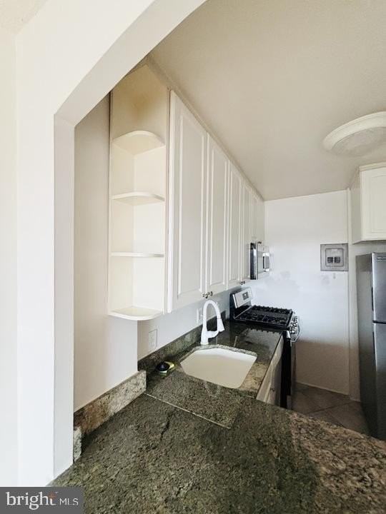 1330 New Hampshire Ave Nw Apt 823 #823 - Photo 2 of 14