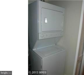 2307 18th St Nw Apt 2 #2 - Photo 7 of 8