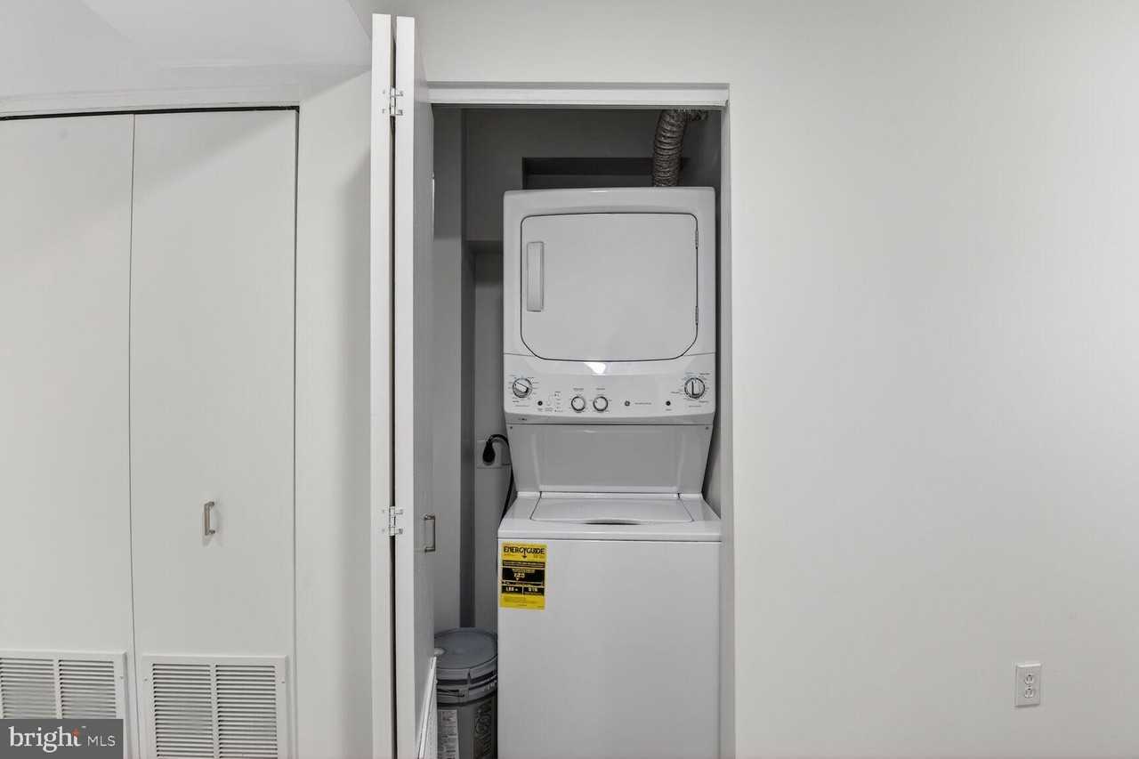 424 Q St Nw Apt A #A - Photo 5 of 15