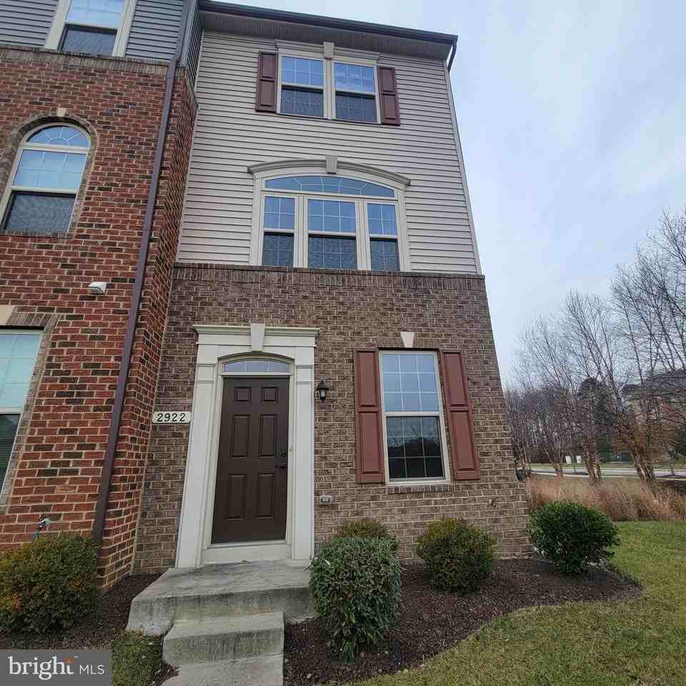 2922 Glendale Ave - Photo 2 of 19